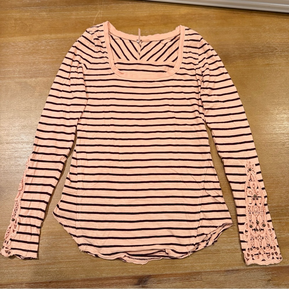 Free People Hard Candy Henley Crochet Cuff Pink Peach Maroon Stripes‎ Sz M